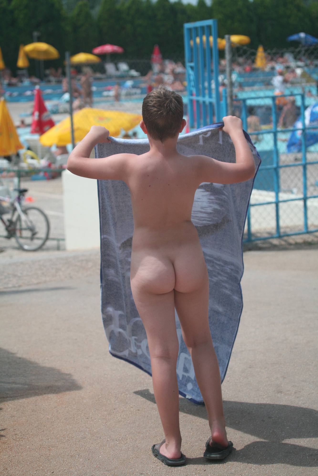 Naturist Pool Exit Stand-By - 4