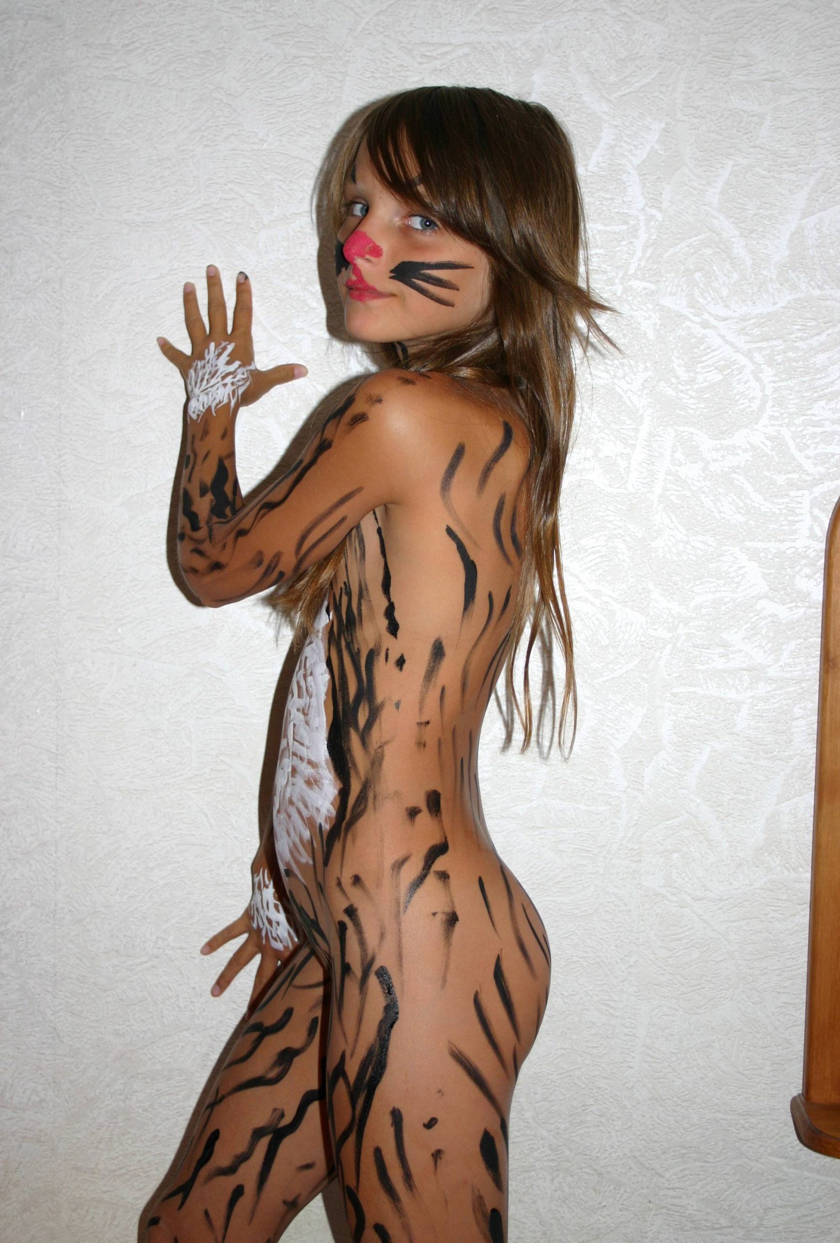 Purenudism Photos-Nude Tiger Paint and Colors - 1
