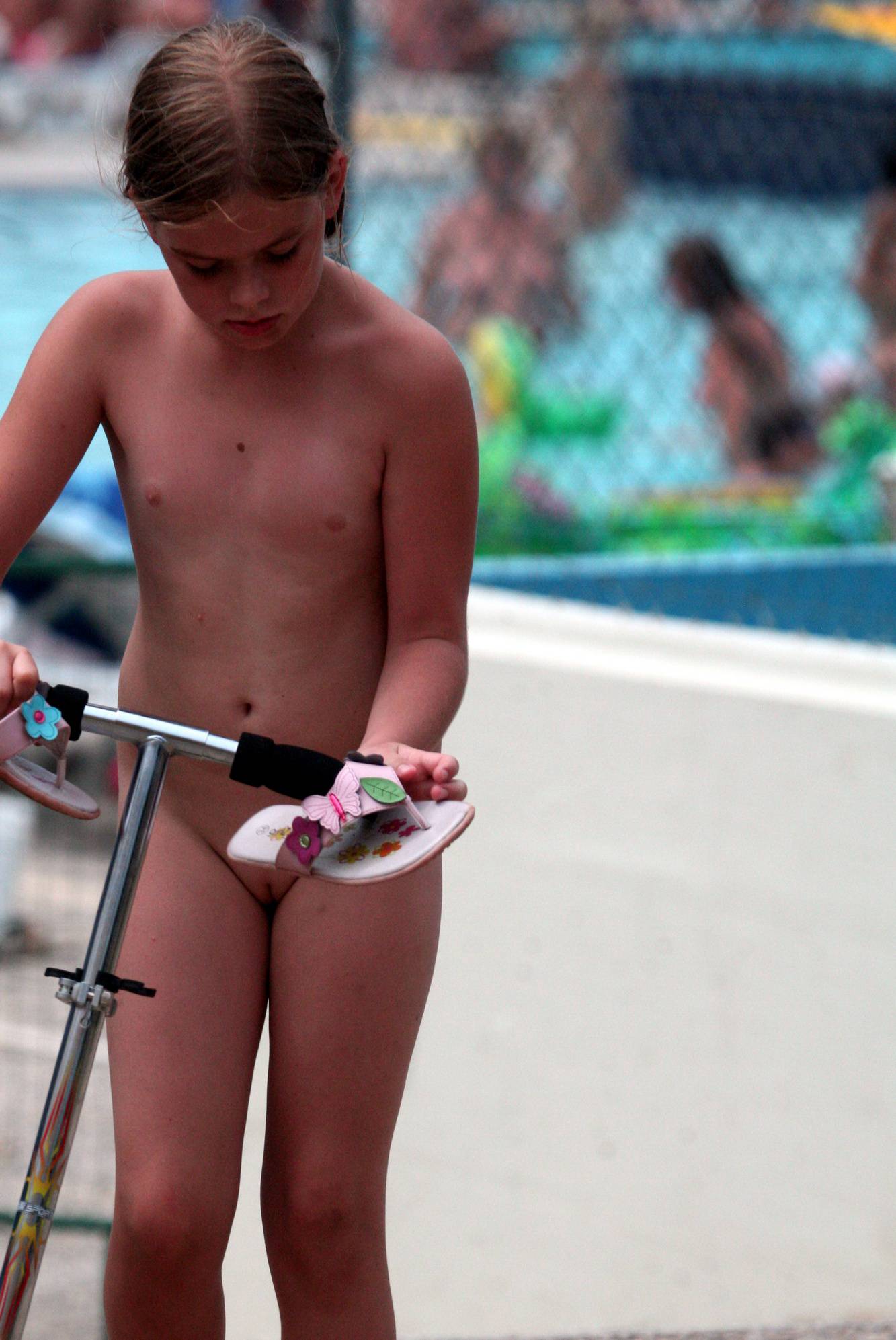 Pool-Side Naturist Scooter - 4