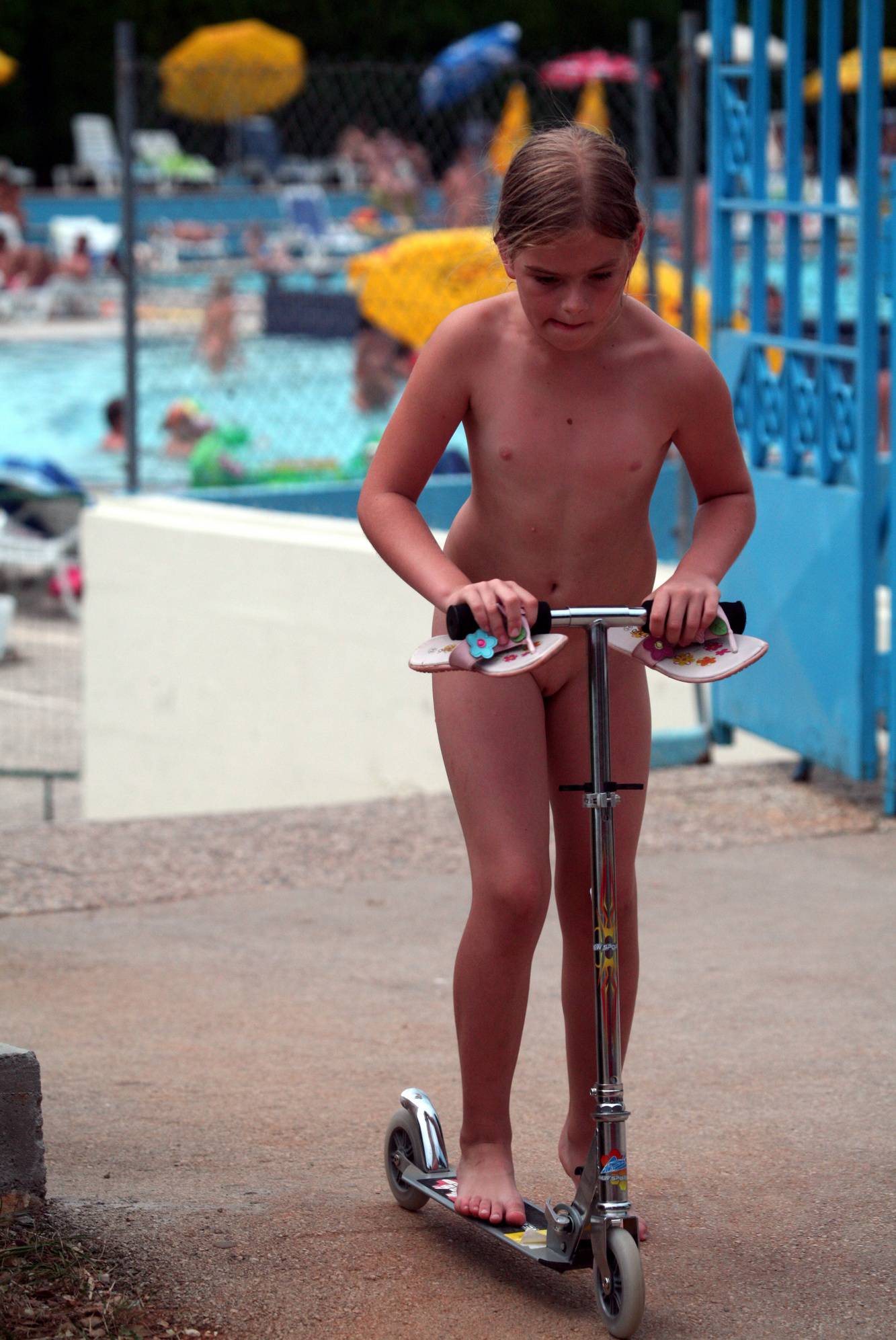 Pool-Side Naturist Scooter - 3
