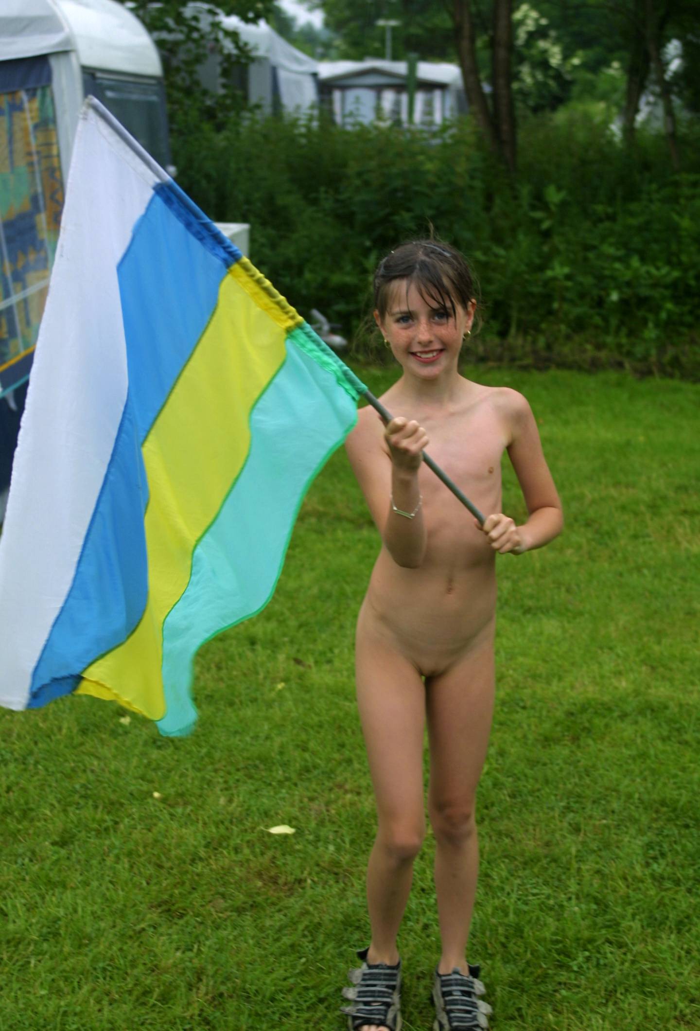 Pure Nudism Gallery-Holland Youngster Games - 2