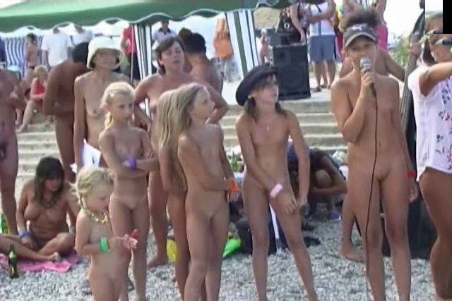 Naturist Family Contest Part One - 3
